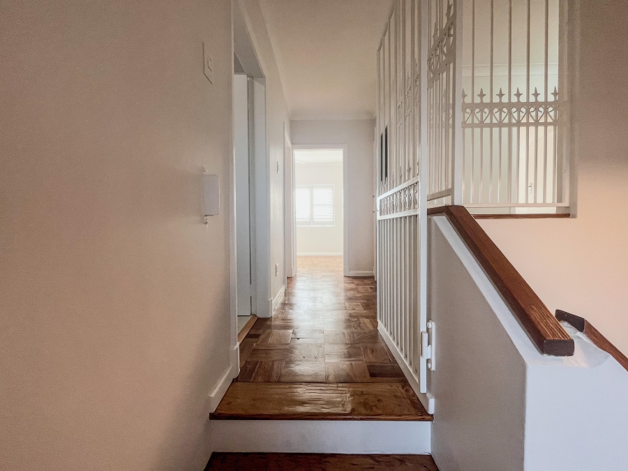 To Let 3 Bedroom Property for Rent in Pinelands Western Cape